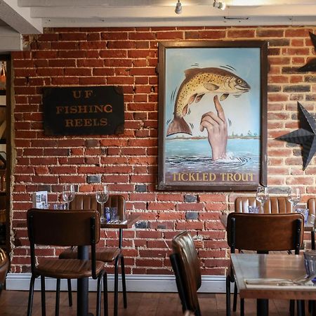The Tickled Trout Hotel Maidstone Ngoại thất bức ảnh