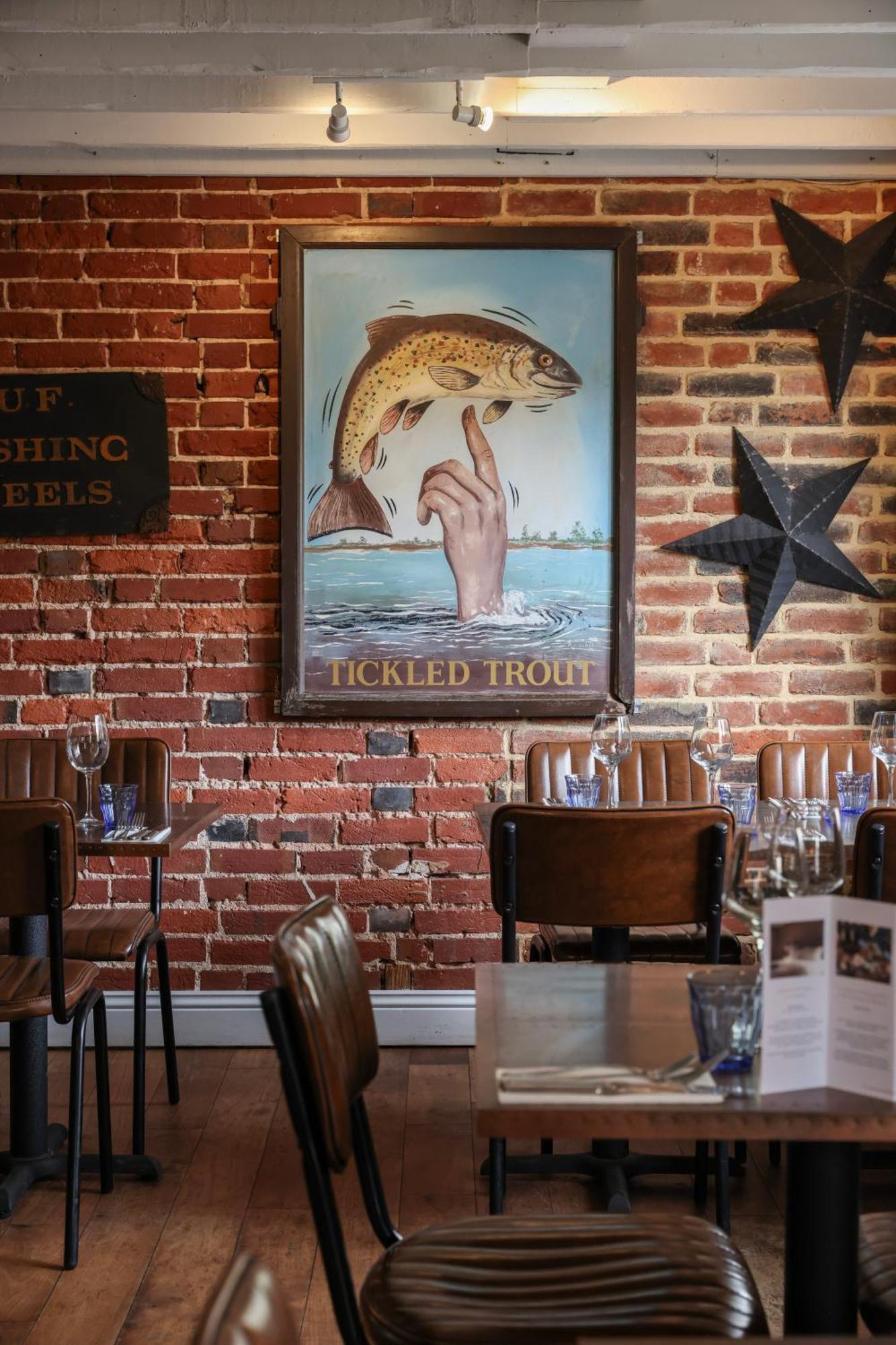 The Tickled Trout Hotel Maidstone Ngoại thất bức ảnh